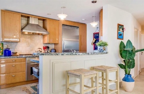South Redondo Apartment | One Bedroom Oceanfront Residence with Panoramic Vi