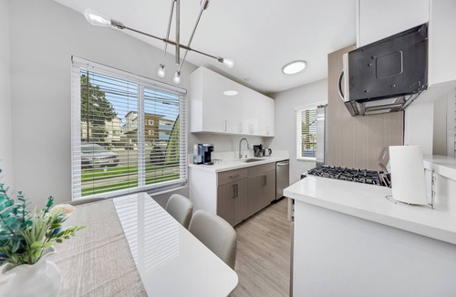 South Redondo Apartment | Oneluxstay Near Redondo Beach