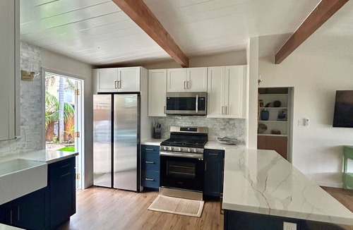 Crown Point House | Pacific Beach Coastal Bungalow just minutes to the water!