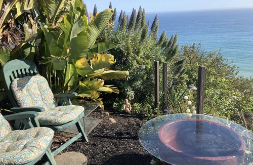 Aptos Apartment | Panoramic Ocean View Studio, 100' Cliff overlooking ocean