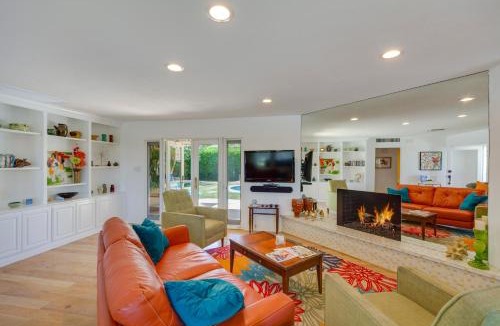 Deepwell Estates House | Patio, Pool & Mountain Views: Palm Springs Home!