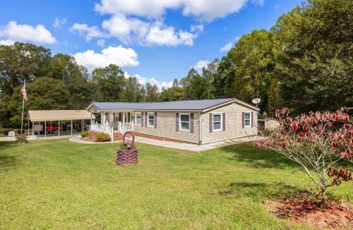 Barium Springs House | Peaceful 3BR Retreat - Near Statesville