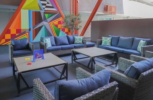 Little Italy Hotel | Pet-Friendly Stay in Little Italy – Perfect for City Adventures | 4 Units