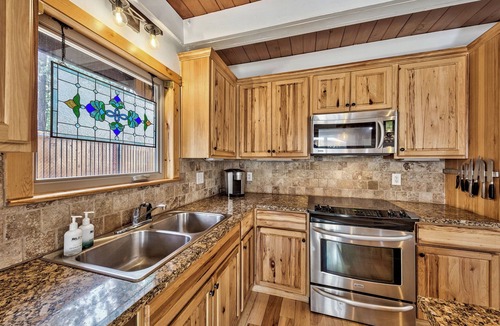 Tahoe Paradise Cabin | Pine Ridge Cabin: Stylish A-Frame, Game Room