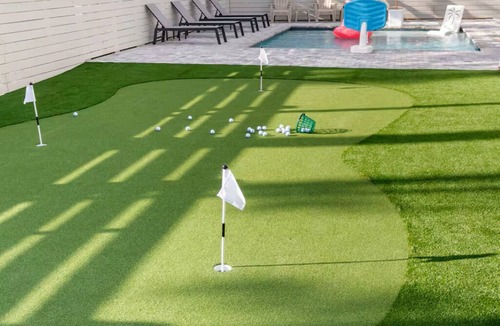 Indian Pass House | Pool, Putting Green, Boat Parking, Giant Sand Pit, Steps to Beach