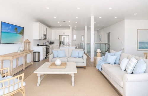 South Oceanside Apartment | Popular New Beach House on Sand, Private Fire Ring