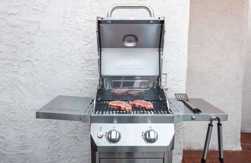 Clarkdale House | Private Culver City Stay with Hot Tub, Parking, Grill and fire place