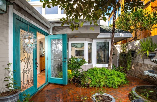 Del Mar Heights House | Private Pool, Spa, Outdoor Kitchen, 5 minutes to Village, Track, & Torrey Pines!
