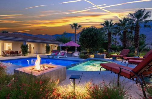 Palm Springs House | Putting Green, Saltwater Pool & Spa, 4 Fire Pits, Hammocks, Universal EV Charger