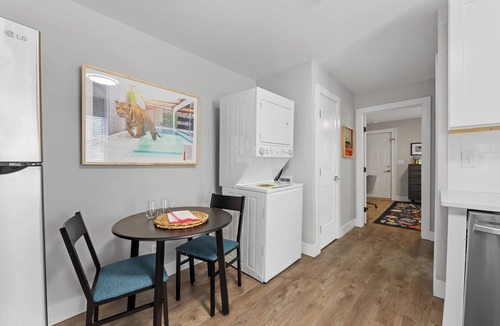 Charlotte House | QC Quarters Quadplex – Where Style, Privacy & Mild Bragging Rights Meet