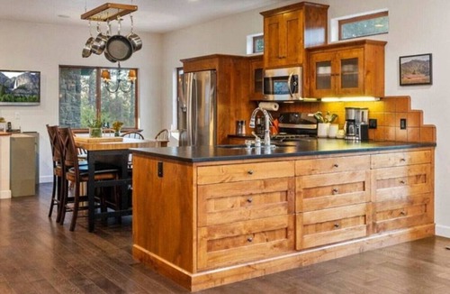 Coulterville Villa | Quail Crossing Estate: Yosemite Boutique Retreat
