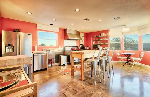 Joshua Tree House | Queen's Rock & Roll Retreat: Iconic JT Studio Estate