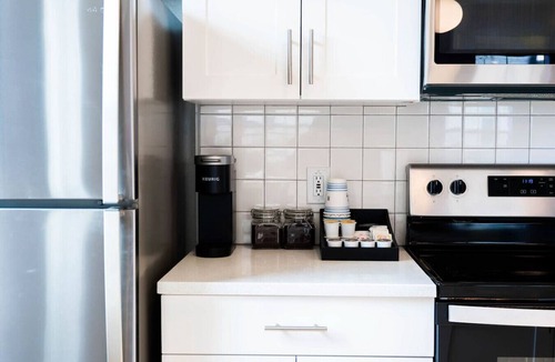 Pflugerville Apartment | Refined Living in a Vibrant Locale – Dream Stay