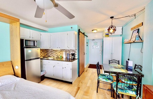 East Daytona Condo | Relaxing Beachfront Studio w/Balcony Views & Shared Pool