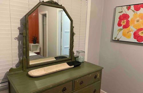 Little Italy Apartment | Remodeled 1BD 1920s Craftsman 1666