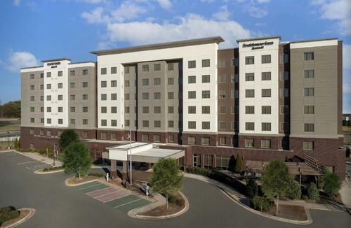 Paw Creek Hotel | Residence Inn by Marriott Charlotte Northlake