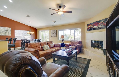 Indio House | Resort Perks, Patio & Gas Grill: Indio Retreat!