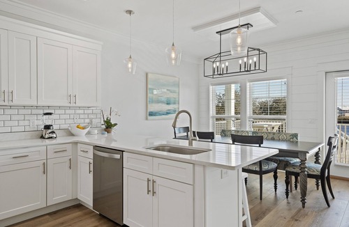 Fort Bay House | Riviera Sunrise - Chic, Modern, Pool and Beach Access