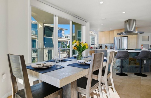 Mission Beach Condo | Rockaway Oceanfront 2 | Lg Terrace- 4BR
