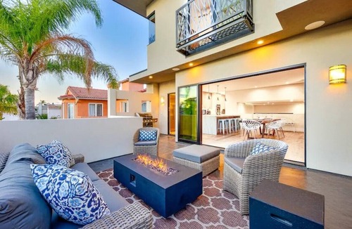 Village of La Jolla House | Rooftop Deck/Ocean Views/A/C/Close To All