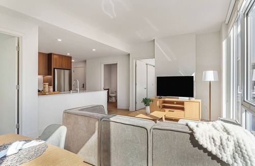 Cortez Hill Apartment | Rooftop Pool + Gym + Hot Tub | Near Dining Scene + Harbor | Ancora by AvantStay