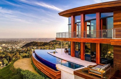 Hollywood Hills Villa | Rouge Elite