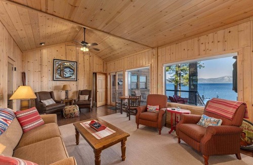 Cedar Flat House | Runabout Lakefront. Private beach and pier