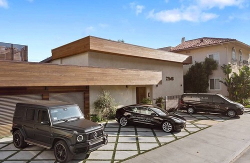 Eastern Malibu Apartment | SA Beach #4 by Stay Awhile Villas