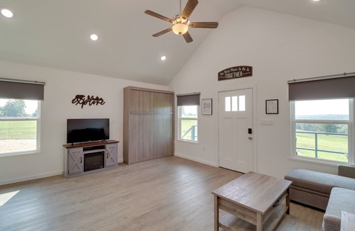 Compton Cabin | Secluded Compton Home: Natural Views & WFH Station