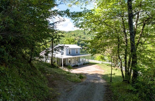 Topton Cabin | Secluded Lakefront Cabin with Private Dock on Lake Nantahala, Topton, North Carolina