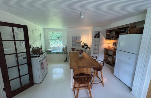Forest Beach Cottage | Serene 3-bedroom cottage, a children's paradise, in welcoming Harbor Springs.