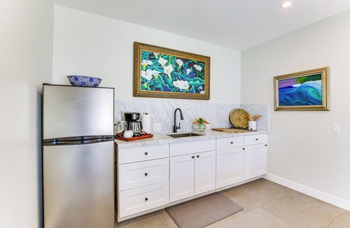 Point Loma House | Serene San Diego Retreat w/Deck - Walk to Bay!