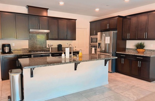 Simi Valley House | Simi Valley View, 5mins to DT. Private 1-bedroom in a shared house, Relaxing
