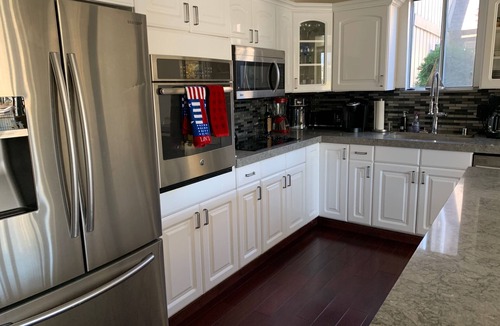 Tahoe Keys House | Skiing-Snowboarding-Sledding-Waterfront-HotTub-PoolTable-Fireplace
