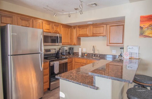 Mesquite Condo | Snow Bird's Nest by Mesquite Vacation Rentals with Community Amenities and $510 in free daily activities