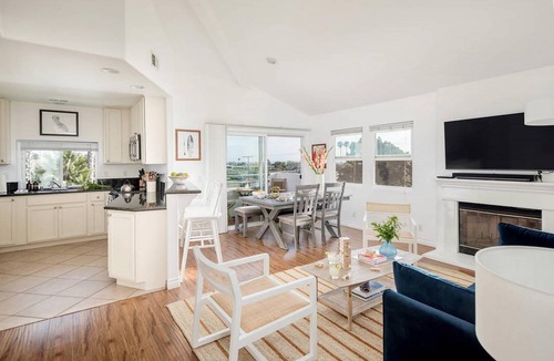 North Pacific Beach Apartment | Sonrisa 2 Unit Buyout (I & II)