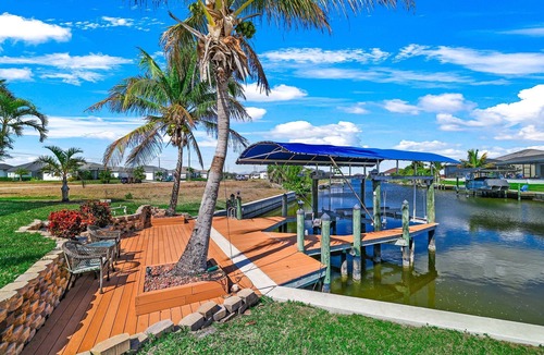 Burnt Store House | Spacious 4-bedroom, 2 Bathroom Gulf Access Pool Home.