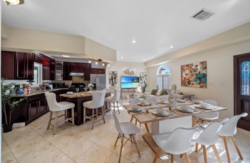 Mid-City House | Spacious 4-Bedroom 4-Bath House w Garage, Gated Yard