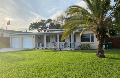 Port Canaveral House | Spacious Beach house/1 block to beach/45 mins to Disney/close to port and NASA.