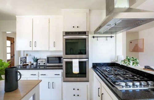 Linda Vista House | Spacious Central & Chic 5BR w/Luxe Outdoor Living