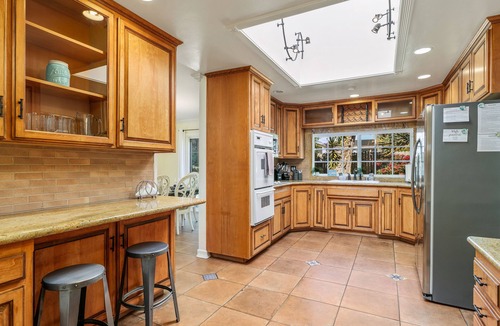 Olde Carlsbad House | Spacious, Charming, Clean Home Close To The Beach!