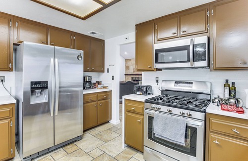 Casa de Oro-Mount Helix House | Spacious Getaway w/Pool & Spa in La Mesa!