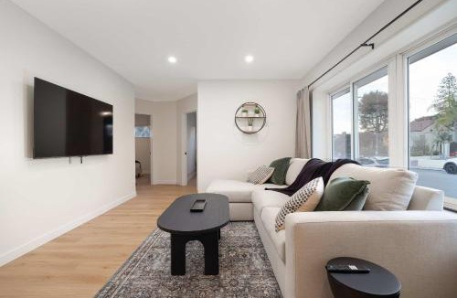 North Park House | Spacious & Newly Renovated Villa in San Diego - Perfect for Families