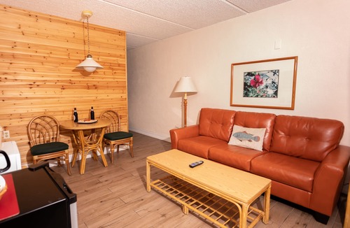 Steinhatchee Hotel | Steinhatchee River Inn