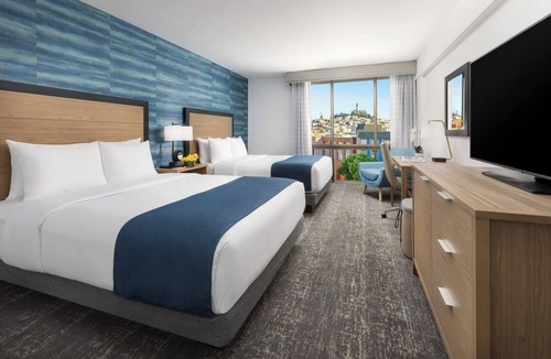 Fisherman's Wharf Hotel | Steps from Fisherman's Wharf | Stunning City View Room | Pool Access