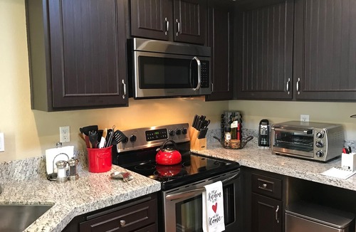La Quinta Condo | Steps to Resort All 5 Star Reviews 2 Masters, 2 patio, 1 private. Recent remodel
