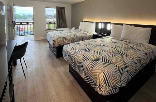Conroe Hotel | Studio 6 Conroe, TX