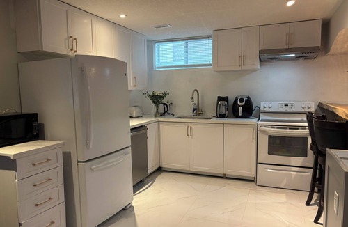Grand River South Apartment | Studio unit with one bedroom double bed and one sofa bed