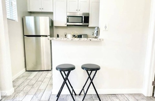 Lincoln Acres Apartment | Stylish Escape with Patio & BBQ Grill