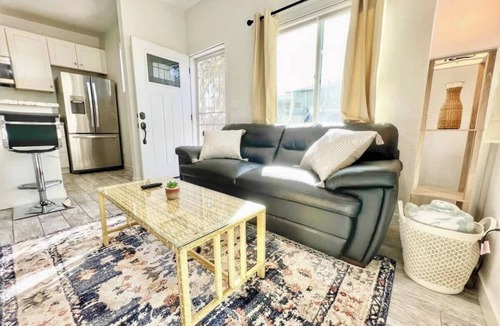 Lincoln Acres Apartment | Stylish Retreat with Patio & Free Parking